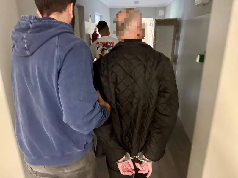 Zatrzymani po atakach na pracowników służby zdrowia z zarzutami i dozorem policyjnym