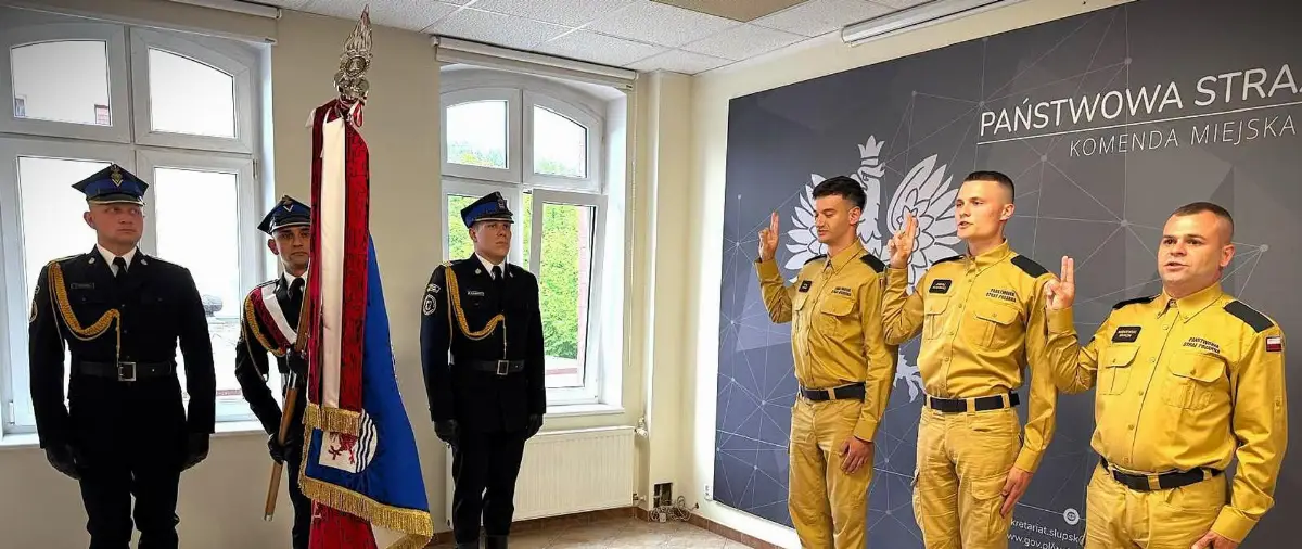Ślubowanie nowo przyjętych strażaków w Słupsku